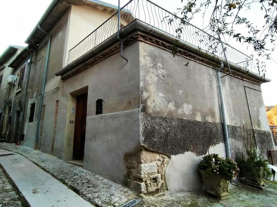 Casa In Antico Borgo Medievale A Tarano Ri, Via Giacomo Leopardi, 15 Villa Luaran gambar