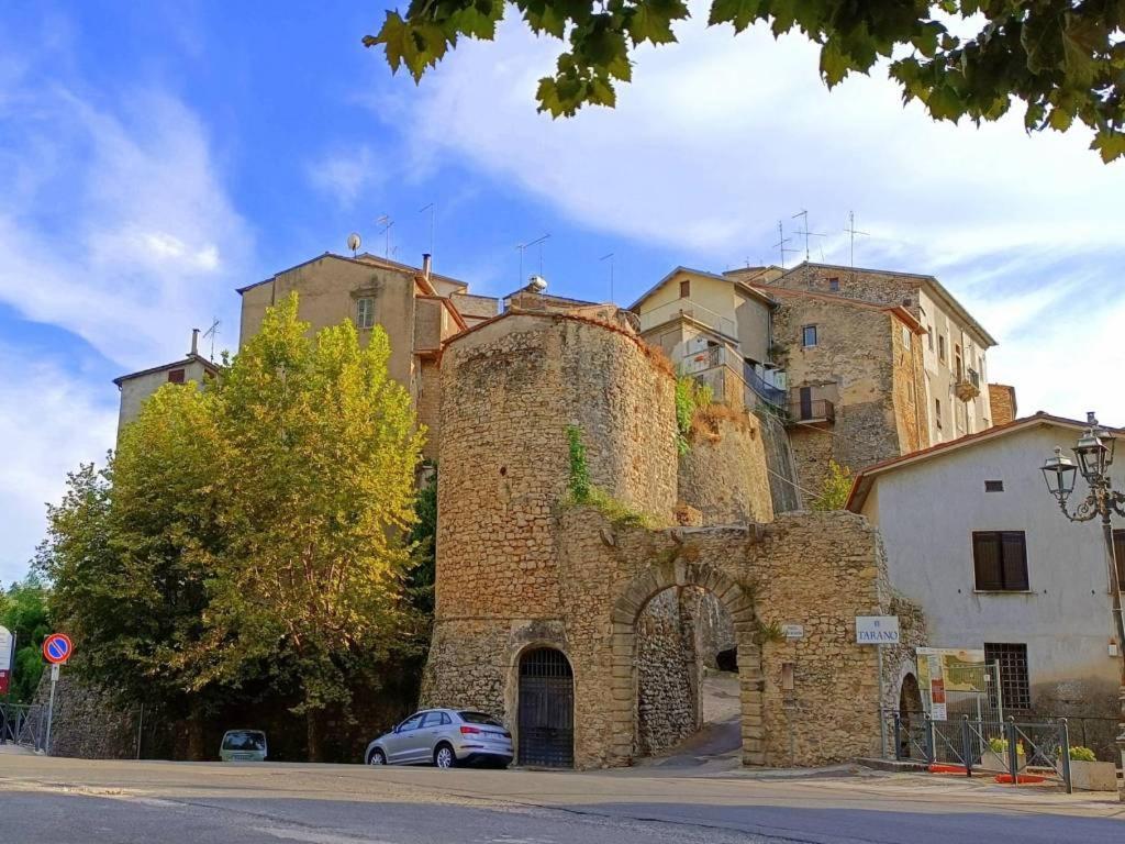 Casa In Antico Borgo Medievale A Tarano Ri, Via Giacomo Leopardi, 15 Villa Luaran gambar