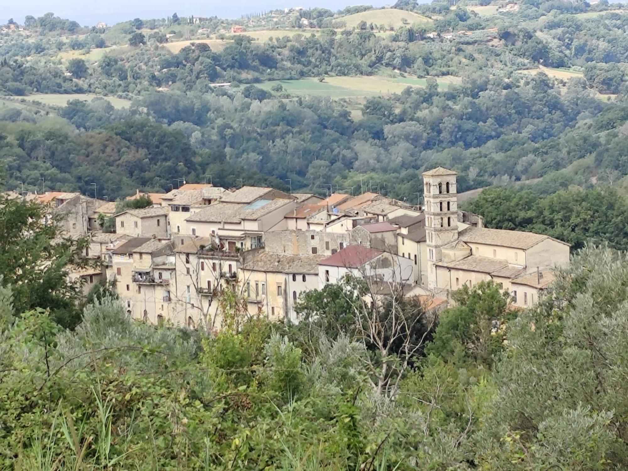 Casa In Antico Borgo Medievale A Tarano Ri, Via Giacomo Leopardi, 15 Villa Luaran gambar